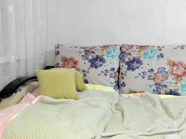 Lisa1225 webcam