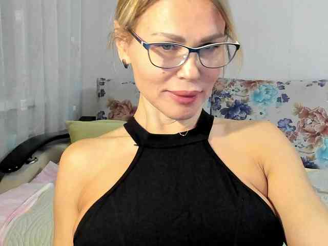 Lisa1225 webcam