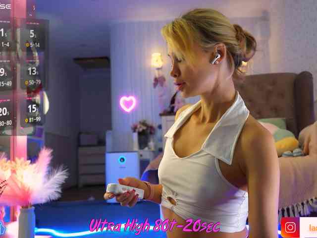 CassieKriss8537 webcam