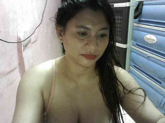 peenastyfame webcam