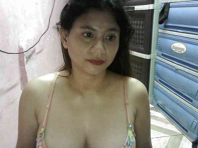 peenastyfame webcam