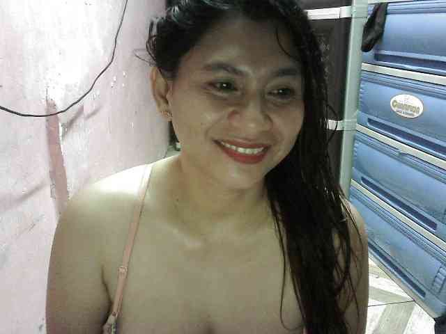 peenastyfame webcam
