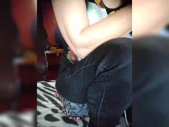 111_Sensuality_000 webcam