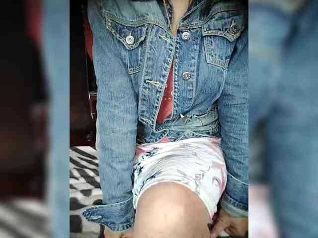 111_Sensuality_223 webcam