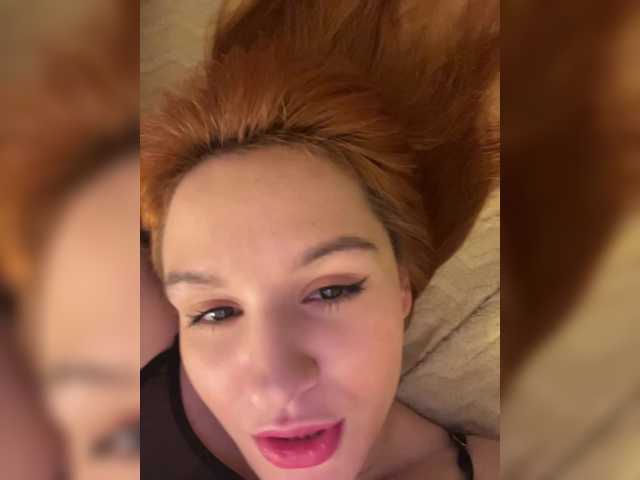 go to chat with 1_Aariella_1