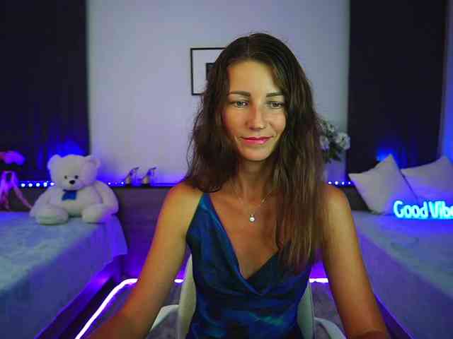 Anna_Shine webcam