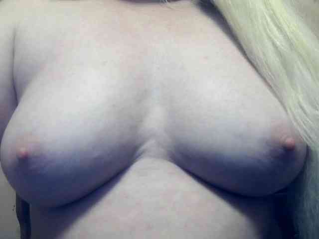 Lilia103 webcam