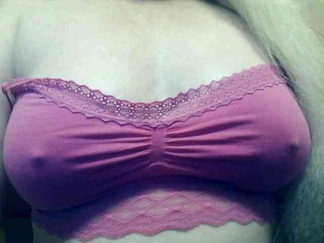 Lilia103 webcam