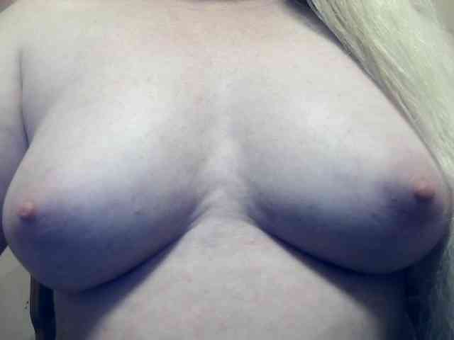 Lilia103 webcam