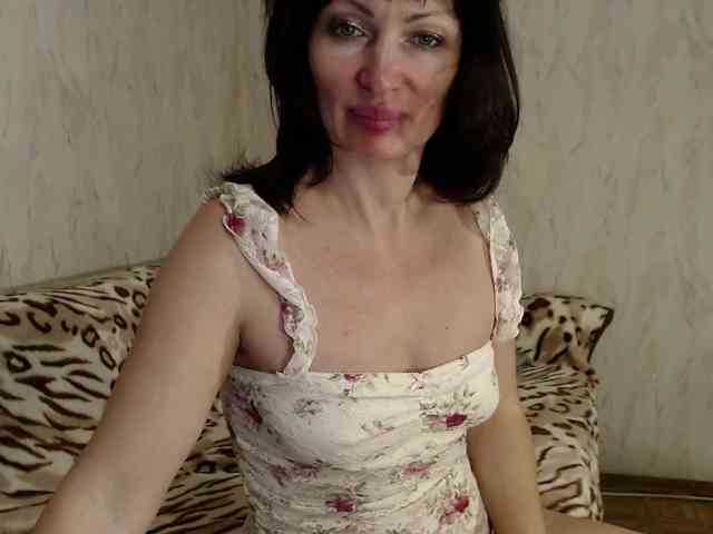 KedraLuv webcam