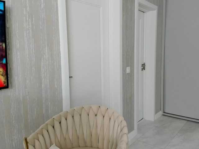 Accedi alla chat con il nickname LuvC LuvC