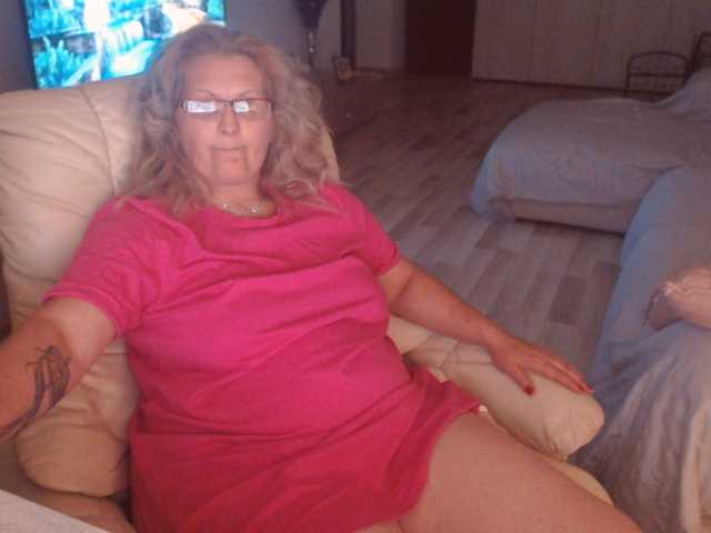 Angel_Dm_Milf webcam