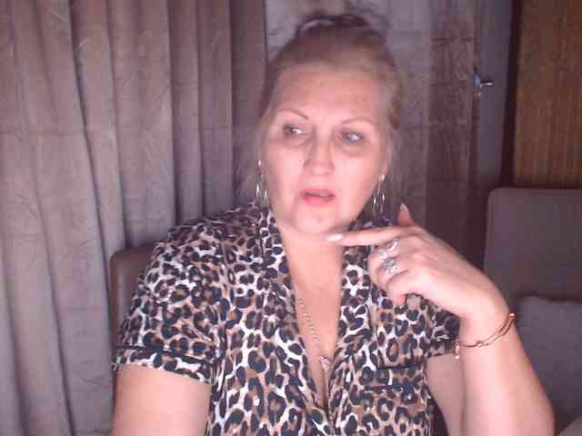Angel_Dm_Milf webcam