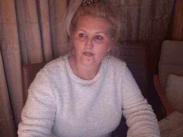 Angel_Dm_Milf webcam