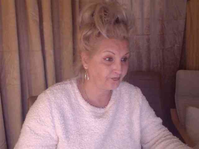 Angel_Dm_Milf webcam