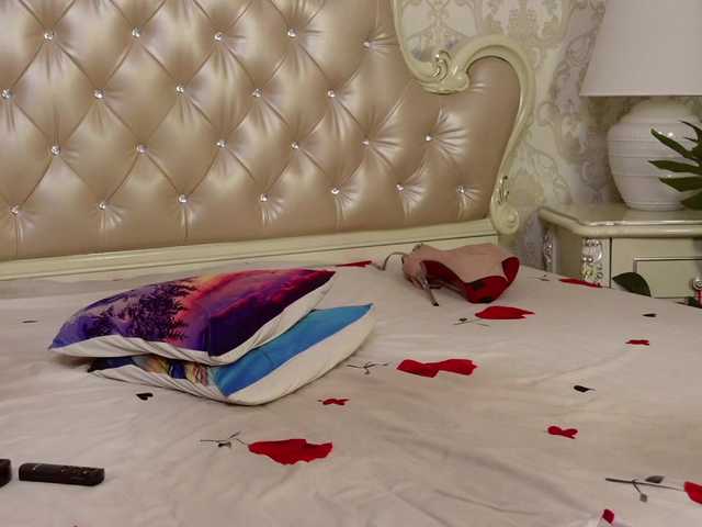 CarmellaAngel webcam