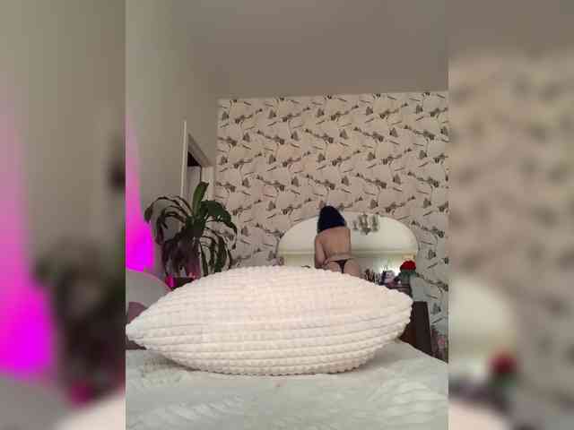 AlenaRai webcam