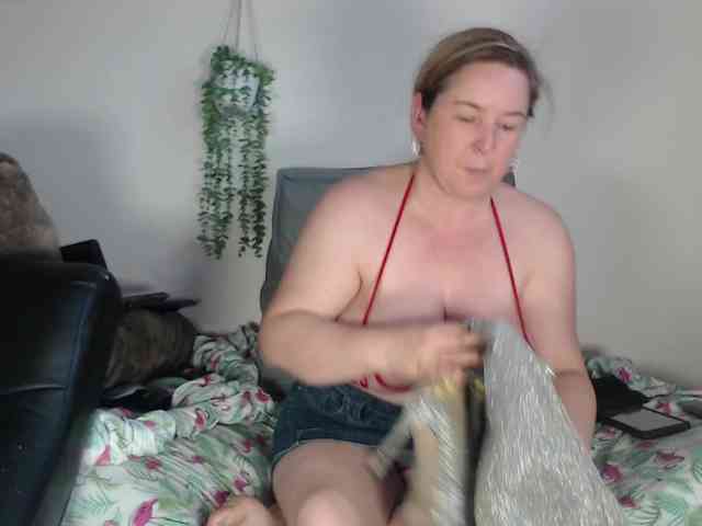 titanic-tits webcam