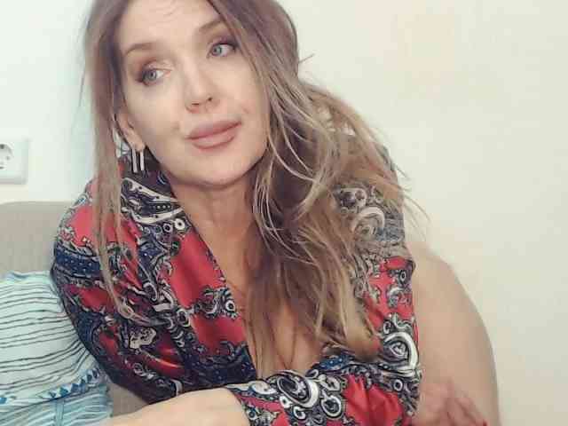 Drakulaura1 webcam