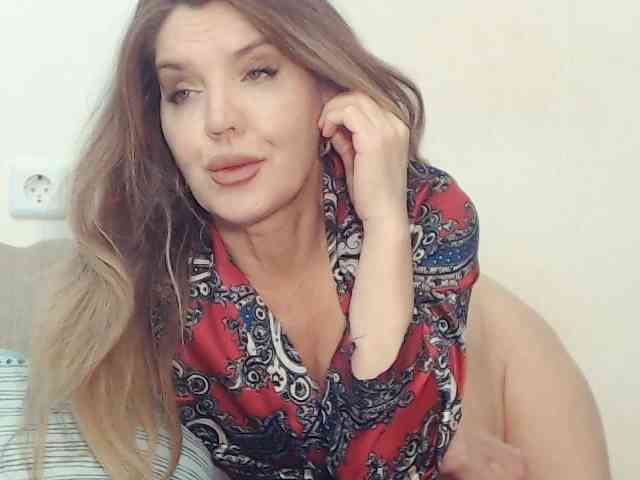 Drakulaura1 webcam