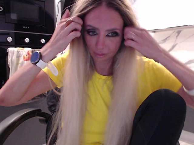 blondalina webcam