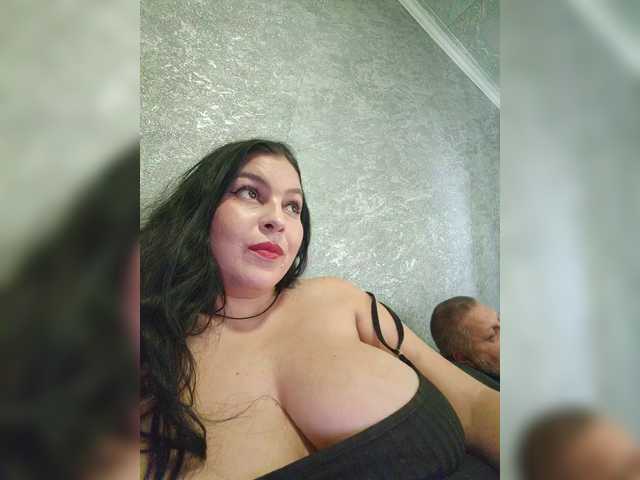 Entra en el chat con el modelo Cleopatra1990 Cleopatra1990