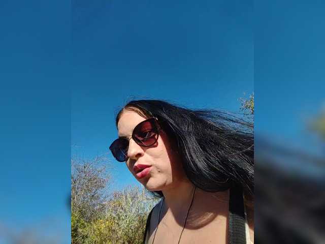 Entra en el chat con el modelo Cleopatra1990 Cleopatra1990