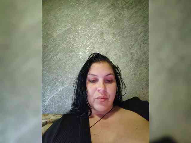 Cleopatra1990 webcam