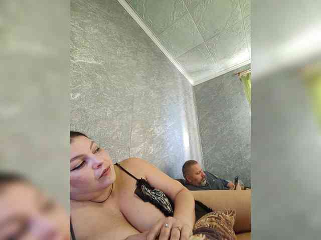 Cleopatra1990 webcam