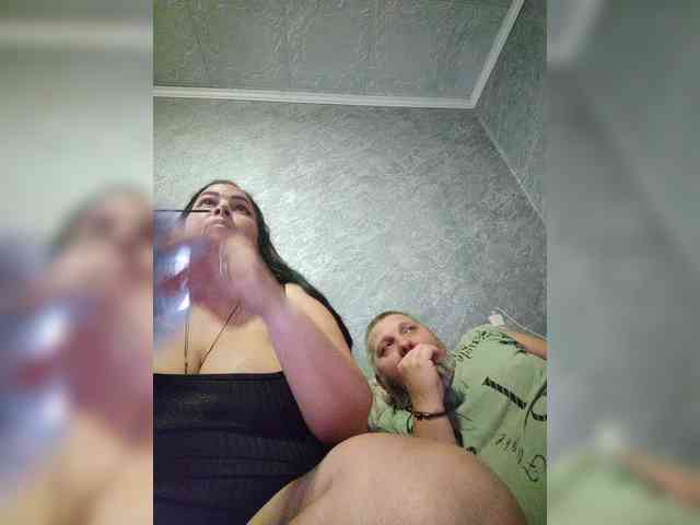 Cleopatra1990 webcam