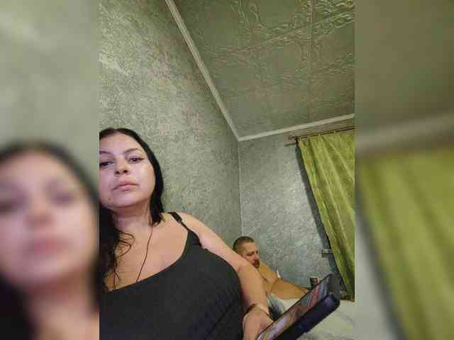 Cleopatra1990 webcam