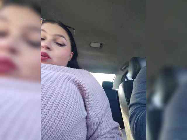 Cleopatra1990 webcam