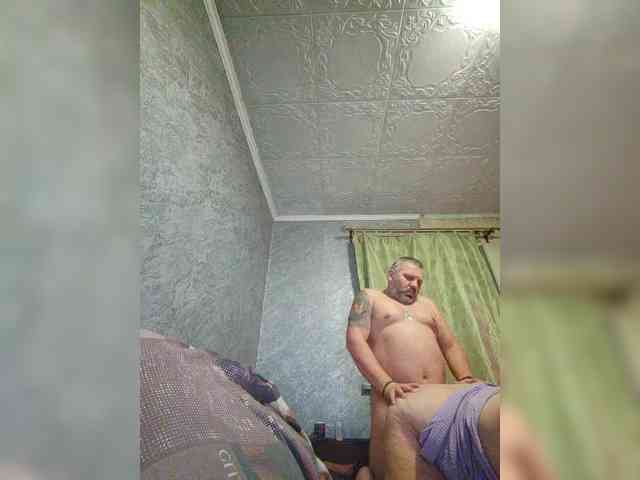 Cleopatra1990 webcam