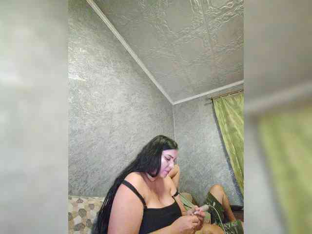 Cleopatra1990 webcam