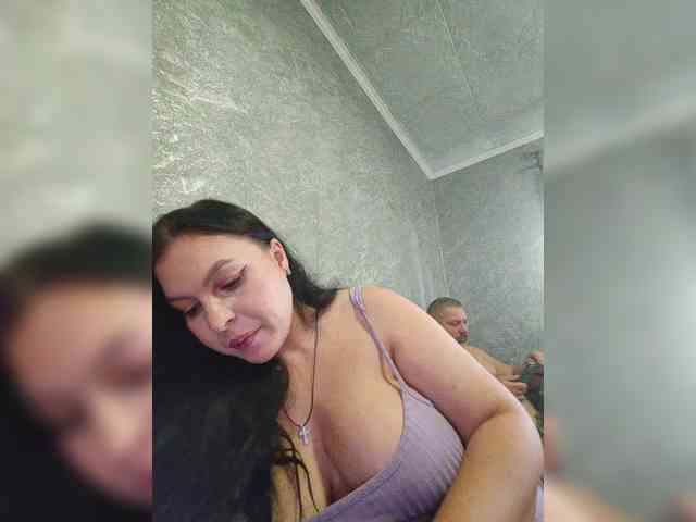 Cleopatra1990 webcam