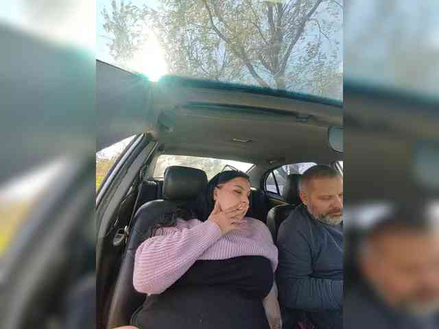 Cleopatra1990 webcam