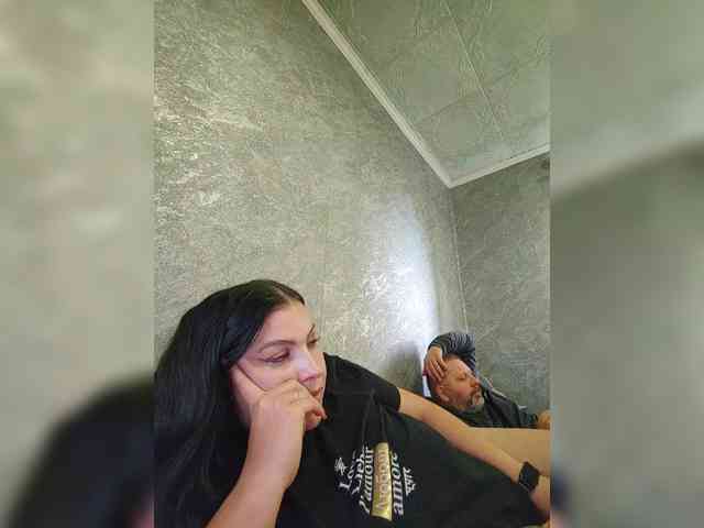 Cleopatra1990 webcam