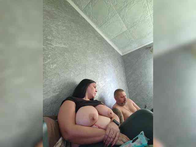 Cleopatra1990 webcam