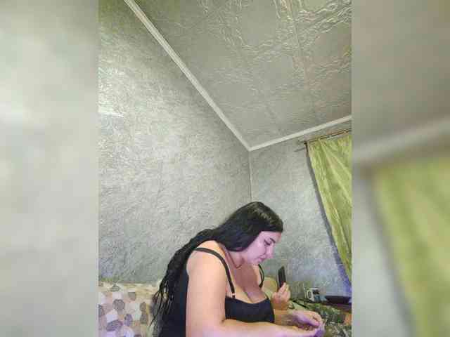 Cleopatra1990 webcam