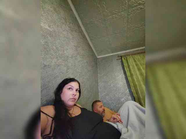 Cleopatra1990 webcam