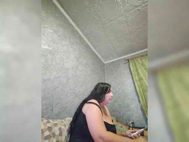 Cleopatra1990 webcam