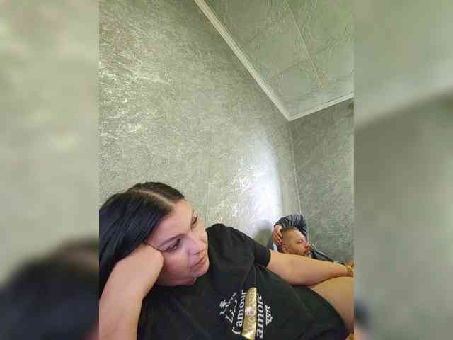 Cleopatra1990 webcam