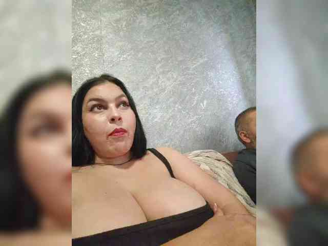 Cleopatra1990 webcam