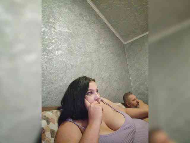 Cleopatra1990 webcam