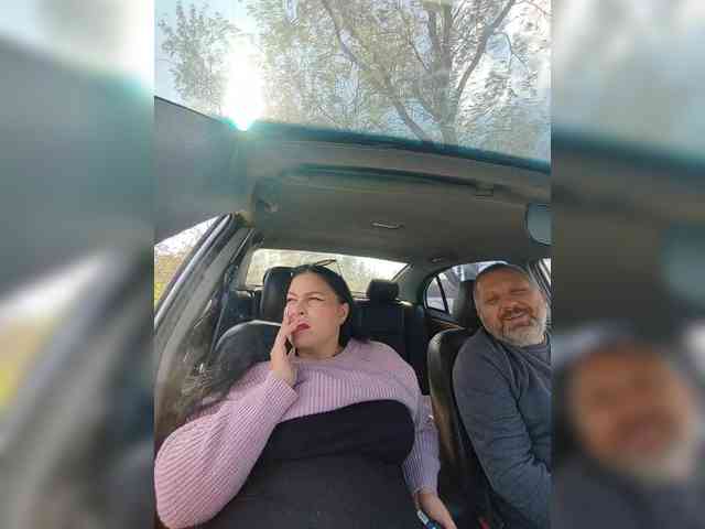 Cleopatra1990 webcam