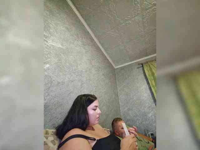 Cleopatra1990 webcam