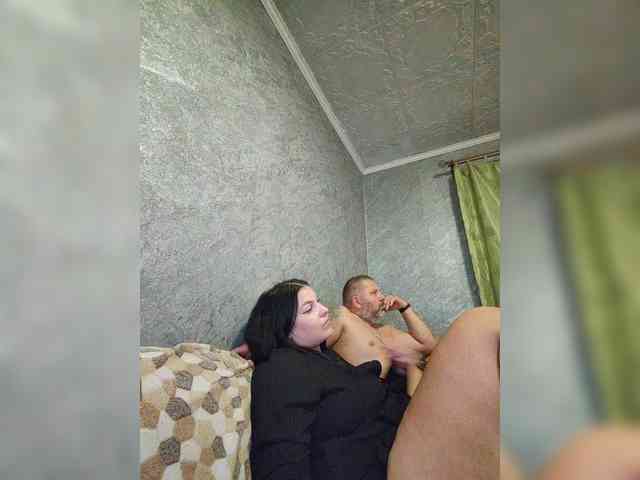 Cleopatra1990 webcam