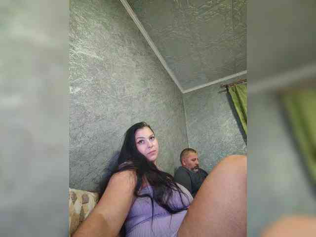 Cleopatra1990 webcam