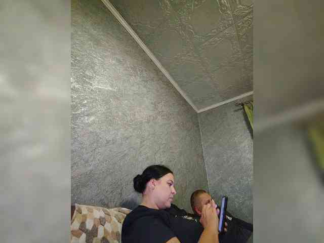 Cleopatra1990 webcam