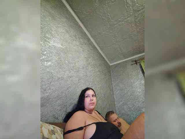 Cleopatra1990 webcam